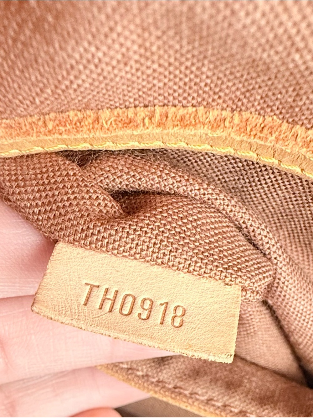 Louis Vuitton Monogram Alma Satchel in Brown and Tan - Picture 3 of 17